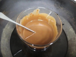 巧克力脆皮奶油盒子蛋糕怎么做？