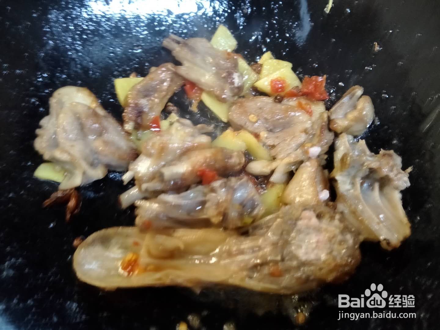 酸菜烧鸭肉做法步骤