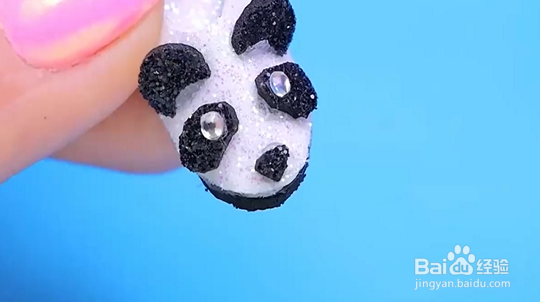 如何给芭比制作可爱的熊猫拖鞋