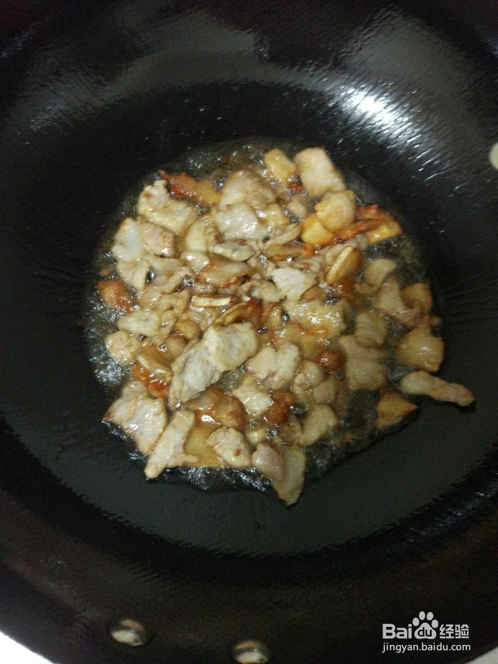 如何做菜花炒肉。