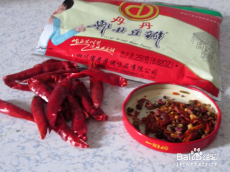 麻辣鸡火锅的做法