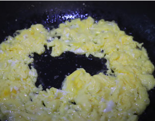 如何做青椒炒鸡蛋