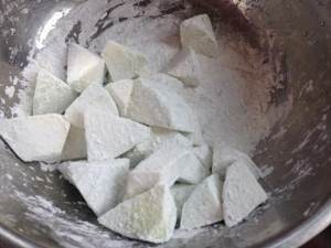 溜肉段烧茄子