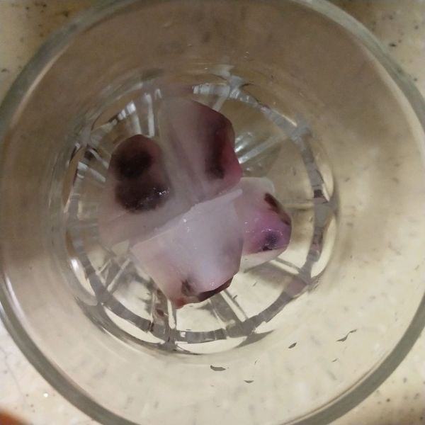 蔓越莓柠檬草气泡水