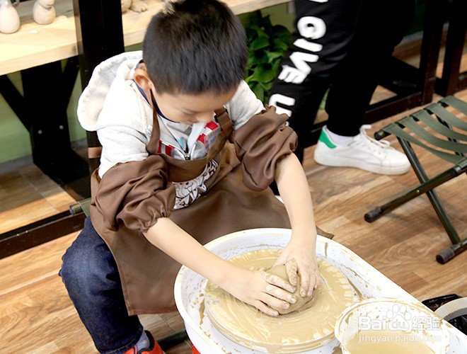 开陶艺店如何降低成本