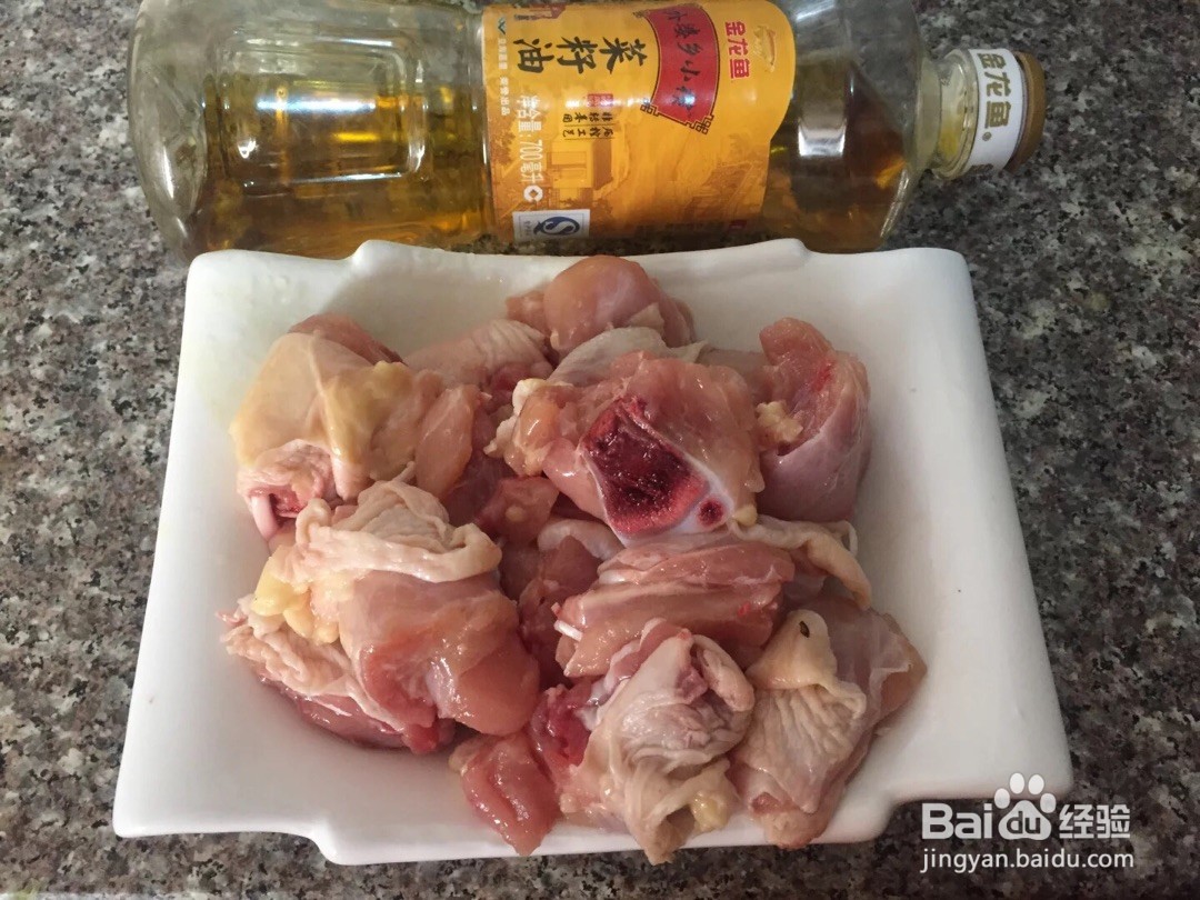 土豆炖鸡腿的做法