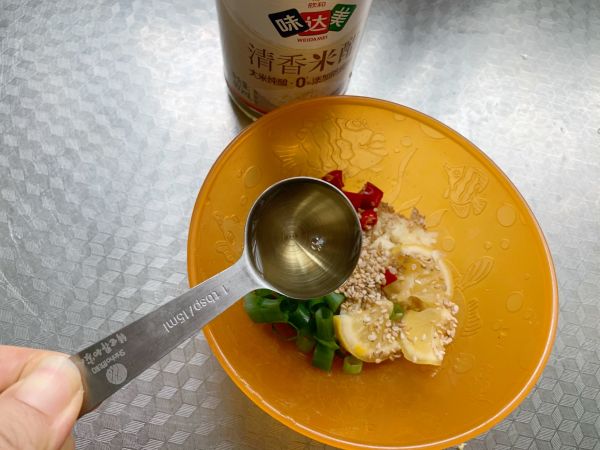 低脂捞汁海鲜荞麦面