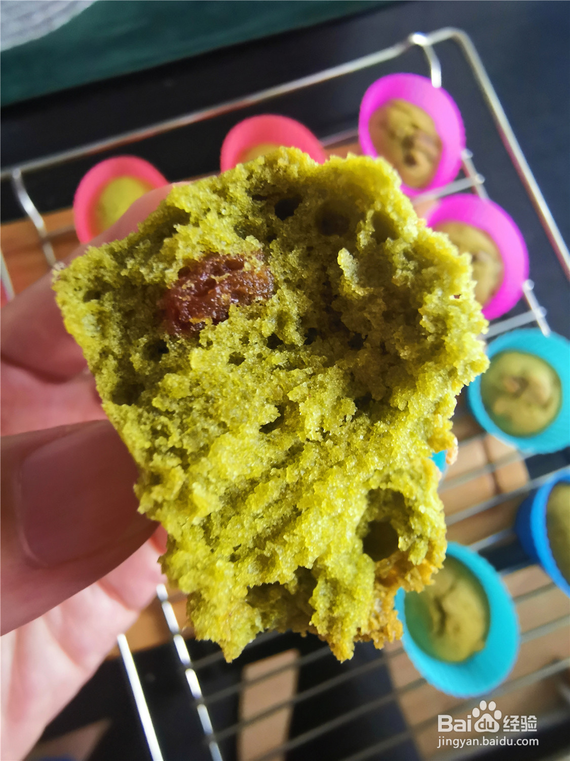 抹茶葡萄干杯子蛋糕的做法