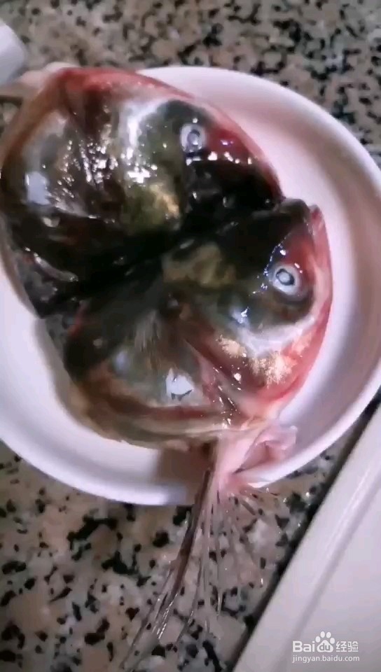 又鲜又辣的剁椒鱼头