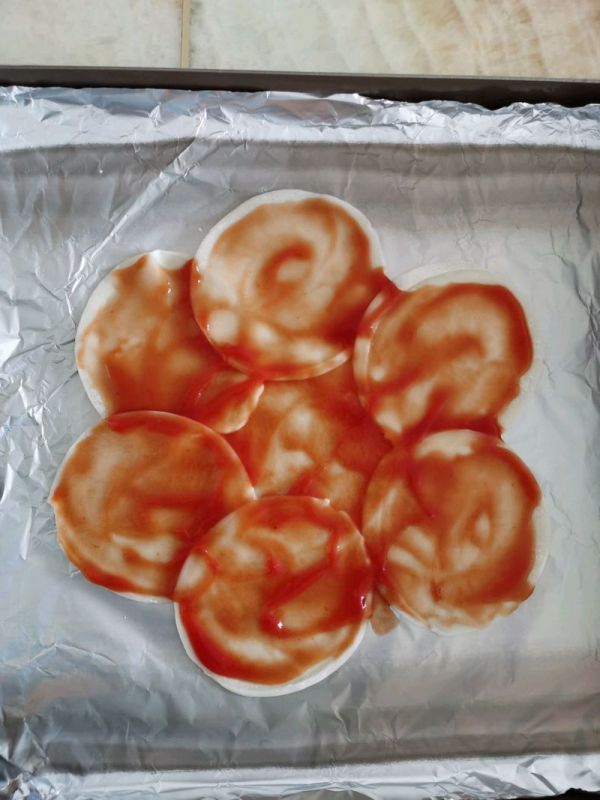 饺子皮香肠pizza