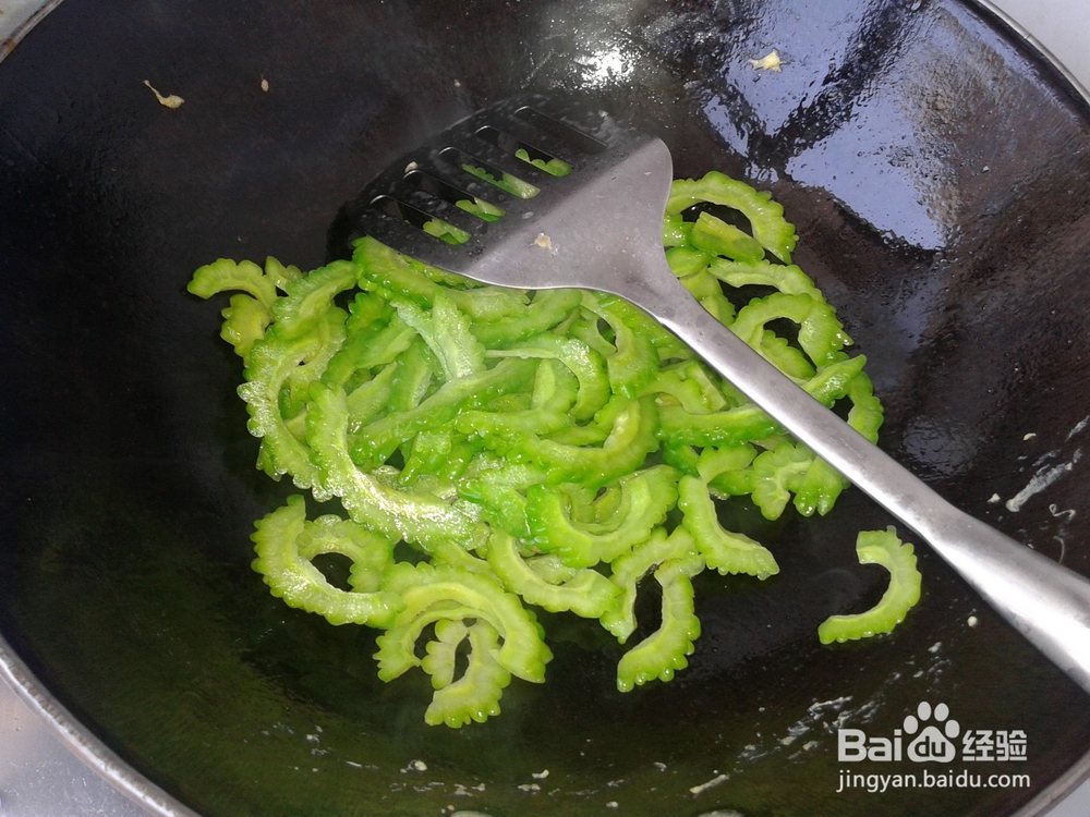 夏日菜——苦瓜炒鸡蛋