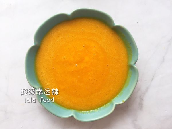 芒果椰香千层糕