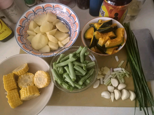 东北铁锅炖排骨