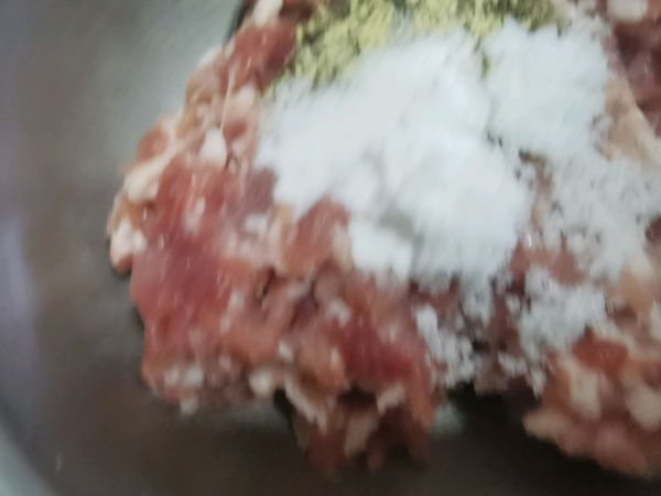 自制Q弹黑胡椒小香肠