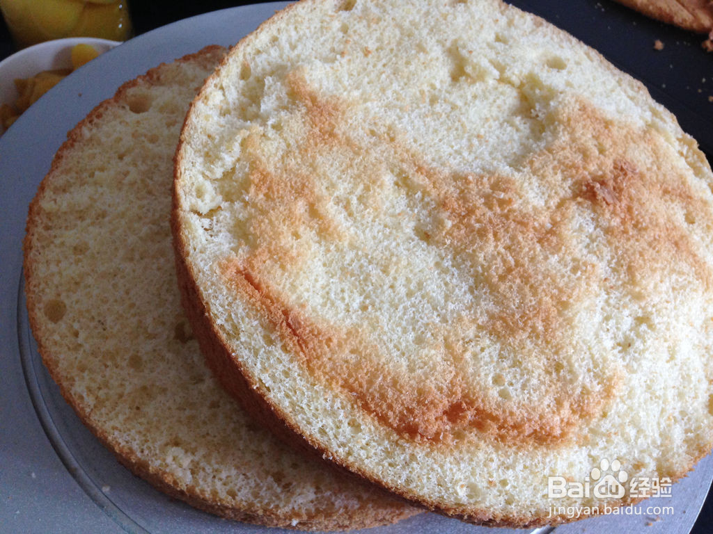 大黄鸭奶油蛋糕的做法