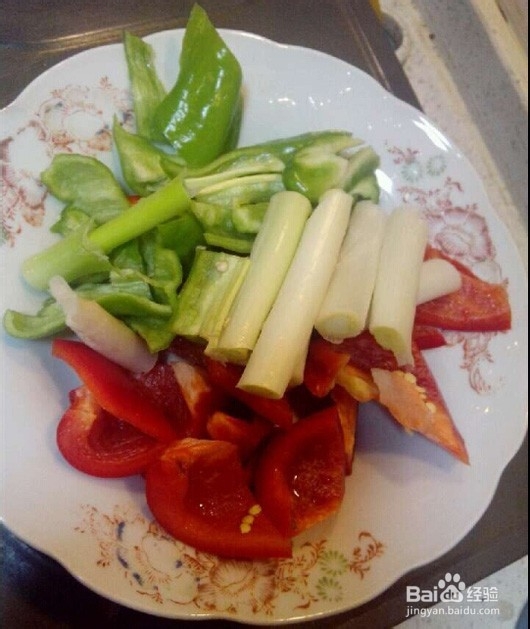 怎么炒出特别嫩的双椒炒瘦肉家常菜