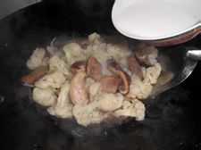 【菜谱换礼2】----花菜炒香菇