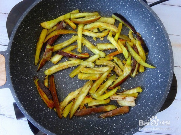 【鱼香火腿茄子条】简单做法