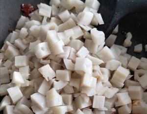 香辣藕丁制作过程