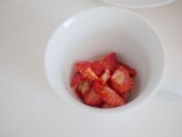 美味清凉的草莓酸奶 夏季解暑佳品