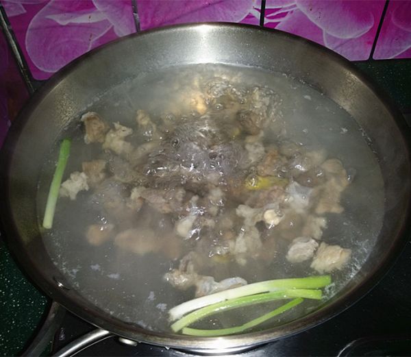 牛肉胡萝卜粉丝汤