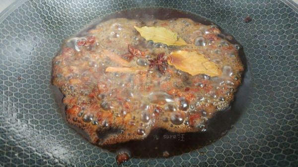 蒜香豆豉辣肉酱