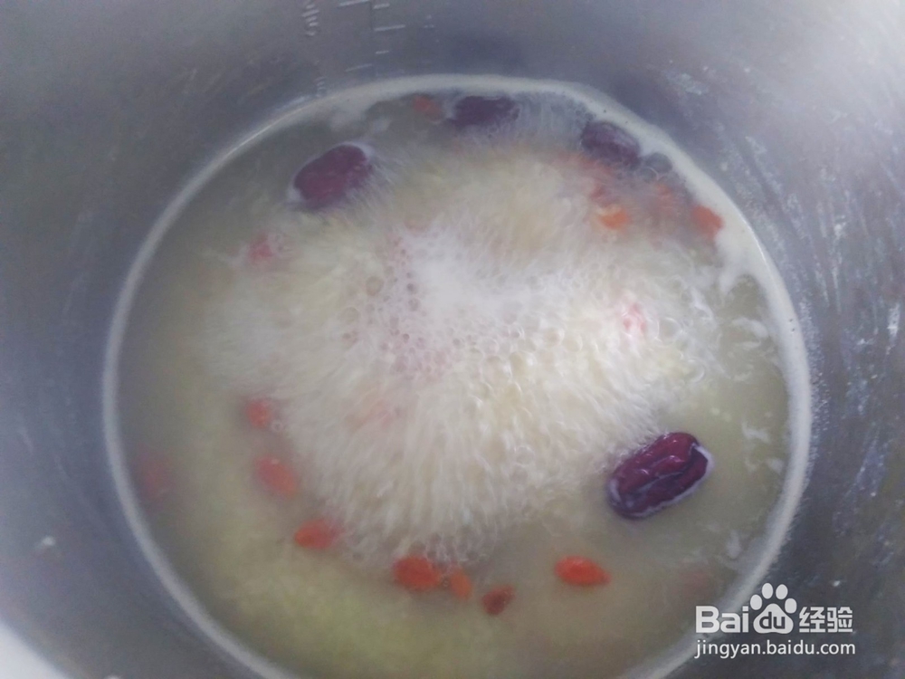 清淡健康美食，南瓜小米粥的做法