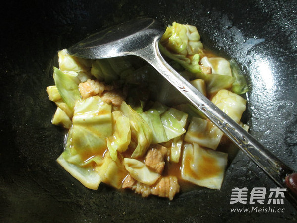 咖喱肉片圆白菜