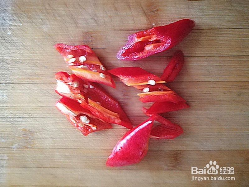 怎么做营养好吃的蘑菇黑木耳嫩南瓜