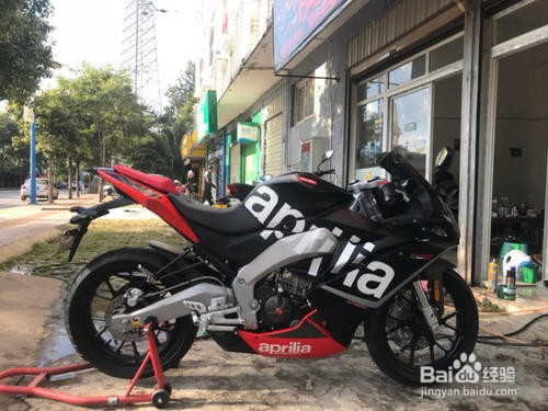 摩托车（仿赛）阿普利亚Gpr150介绍