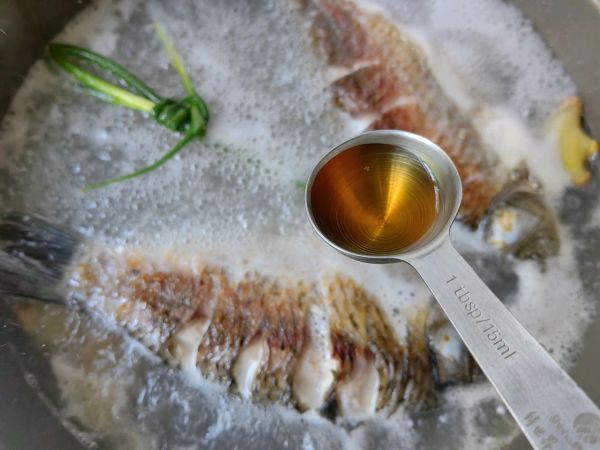 薏米山药鲫鱼汤