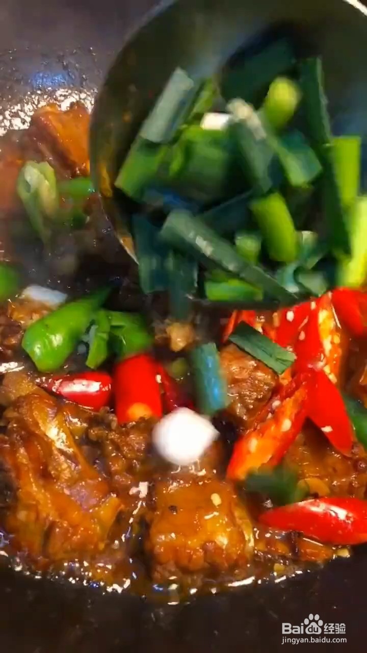 如何烹饪红烧排骨