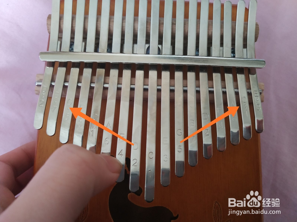 拇指琴卡林巴要怎么弹?