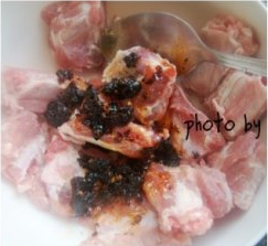 香辣豆豉蒸排骨