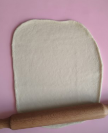 烤肠披萨的做法步骤