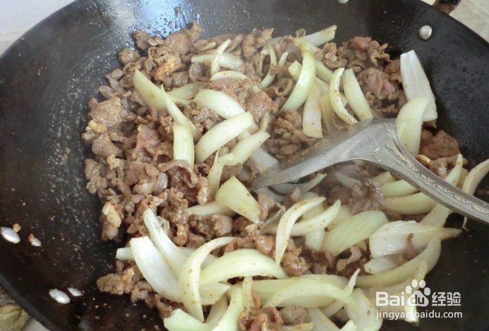 在家制作美味炒烤肉