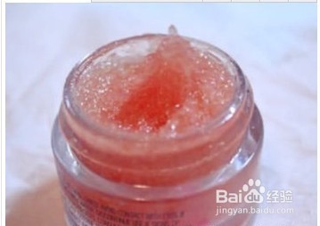 自制唇部磨砂膏