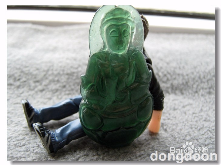 如何分辨翡翠种质中的蓝水、晴水和油青