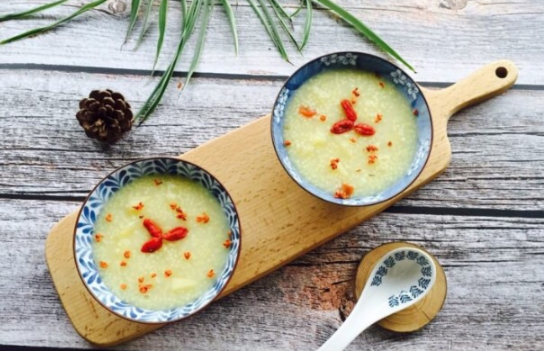 用高压锅煮稀饭水总是流出来 流了很多水