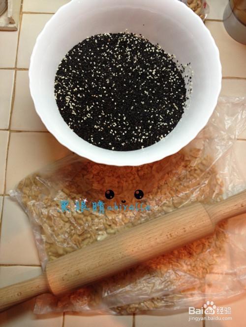 挑战自制力的花生芝麻糖