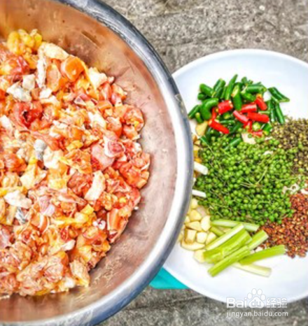 铁山坪花椒鸡的简单做法