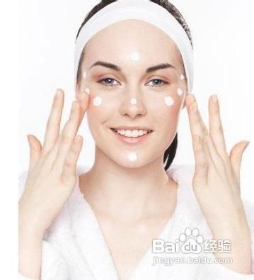 秋冬皮肤干燥怎么办保湿补水是关键