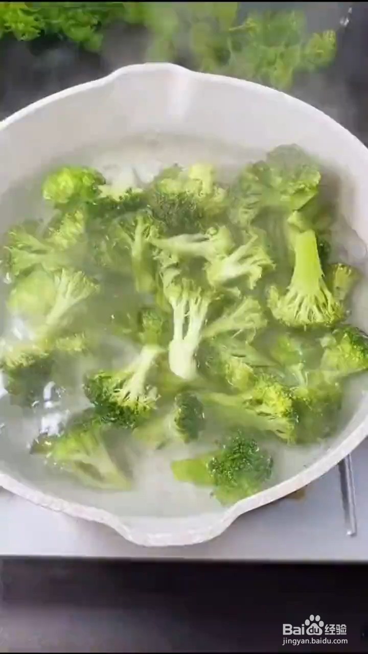 怎么做西兰花炒牛肉