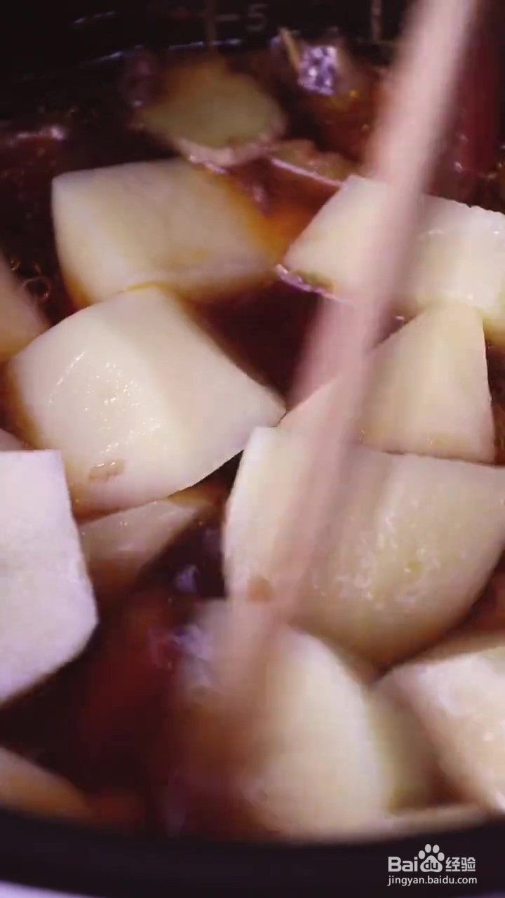 如何制作黄焖鸡