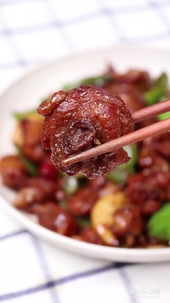如何制作小炒鸡
