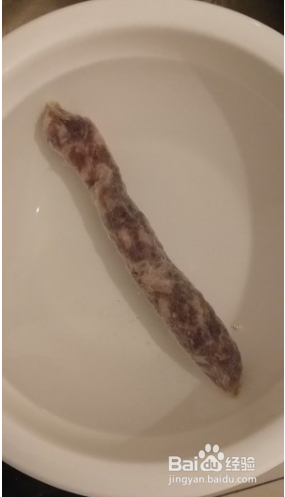 荷兰豆炒香肠的做法