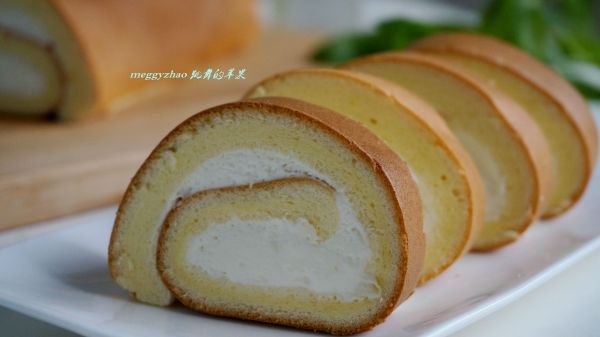 奶油戚风蛋糕卷