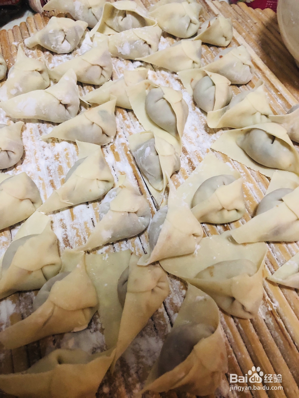 不费事做骨汤馄饨