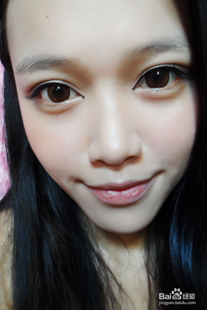 轻松打造超简单小女人温柔范儿红唇妆