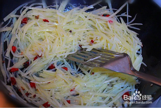 土豆丝怎么炒脆